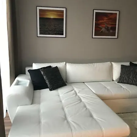 Azur Port Apartman